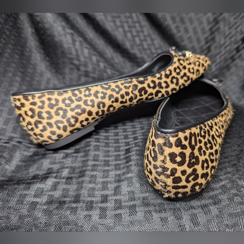 MICHAEL Michael Kors MK Nori Leopard Print Calf Hair Ballet Flats. - Picture 4 of 6